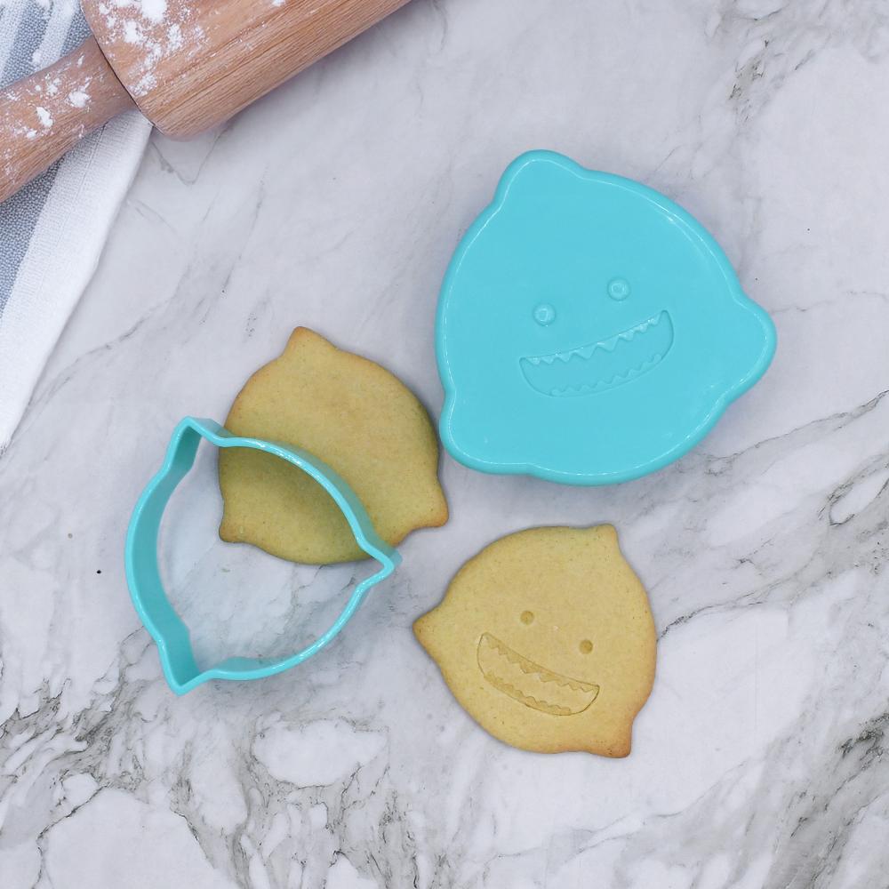 Melii 3-in-1 Sandwich Cutters 2pk - Bear/Shark