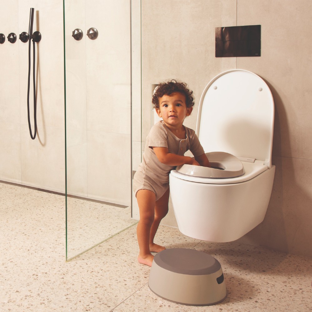 LUMA Step Stool - Almond