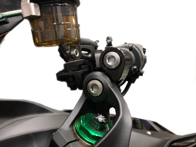Mounted H2  Risers