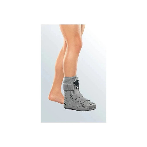 Medi - G950113 - Cat Walker Short Boot