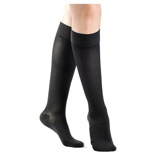 Sigvaris - 862Cssw99/S - Sw - Select Comfort Women'S Calf - High Compression Stockings With Grip - Top Short