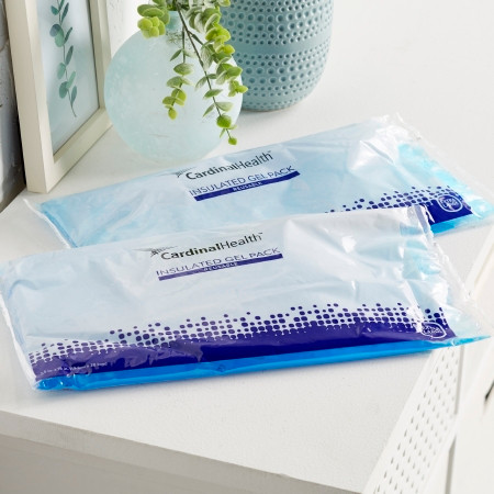 Cardinal Health - 80600 - Med Insulated Reusable Gel Pack, 7 1/2" X 15", For Use In Freezer Or Microwave.