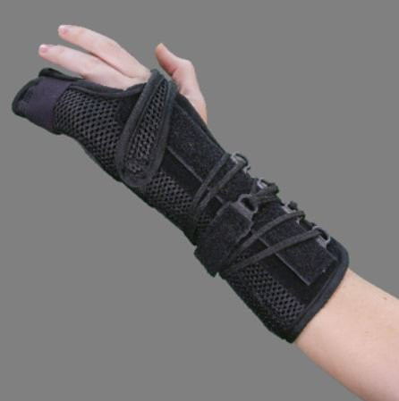 Deroyal - Warrior - 5063-01 - Boxer Fracture Brace Aluminum / Fabric Left Hand Black One Size Fits Most