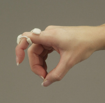 Deroyal - 601B - Finger Splint Medium Without Fastening Left Or Right Hand White