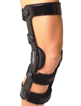Djo Djorthopedics - Donjoy - 11-0830-2-06060 - 4Titude Knee Brace Small 15 - 1/2 To 18 - Inch Circumference Right