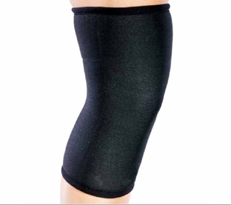 Djo Djorthopedics - Drytex - 11-0658-3-06000 - Knee Sleeve Medium Pull - On 18 - 1/2 To 21 Inch Circumference Left Or Right
