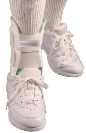 Fabrication Enterprises - Aircast - 24-2650r - Air Stirrup Ankle Brace 02a Standard, Right