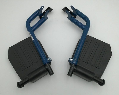 Drive Devilbiss Healthcare - Blue Streak - Stds4S22Sf - Medical - Wheelchair Footrest Set For Bls18Fbd - Sf With Flip Back Desk Arms