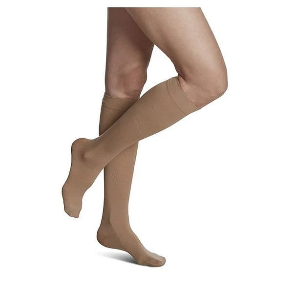 Sigvaris - 842Cmsw35 - Soft Opaque Calf, 20 - 30, Short, Closed