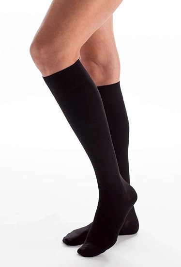 Carolon - Health Support - 251404 - Compression Socks Size D / Regular Black Closed Toe