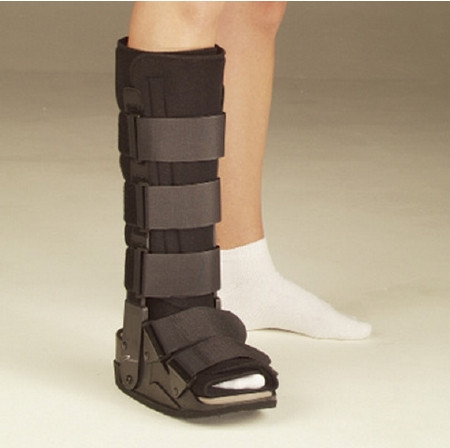 Deroyal - Pacesetter Ii - Csg53520-A - Walker Boot Non - Pneumatic Small Left Or Right Foot Adult