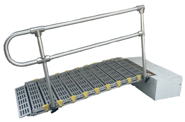 Roll-A-Ramp - 4040-5L1 - 5" Handrail W/ Single Loop - 7"