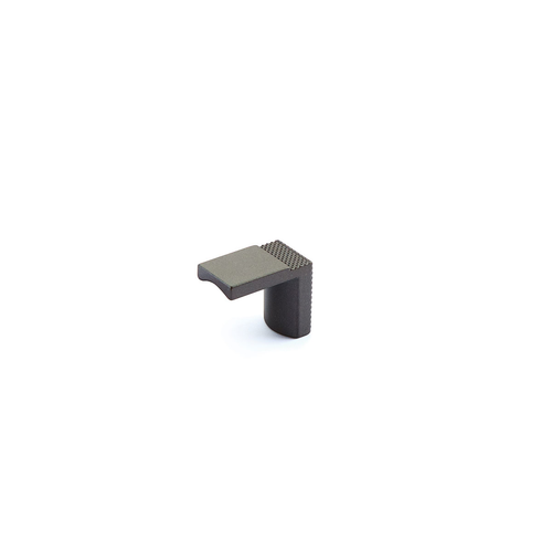 Quadrato Wide Finger Pull, Gun Metal, 1-1/8'' 20014-GM