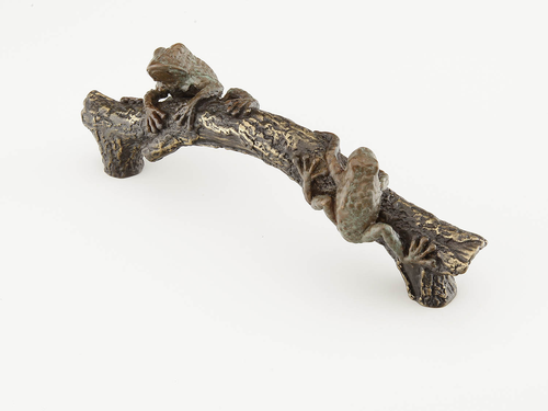 Nature Pull, Frog on a Log, Pompeian Bronze, Highlighted Bronze, 5-1/2'' cc 895-PBZ/HBZ