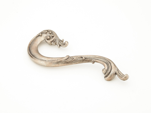 French Court Pull, Left Hand, Monticello Silver, 5'' cc 934L-MSL