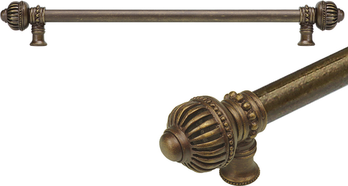 Cricket Cage 18'' cc with 5/8'' smooth center long pull large finial in Antique Brass. 5573-3