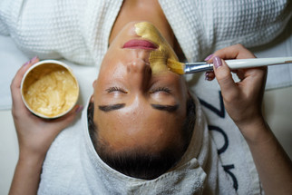 Unveiling the Radiance: The Amazing Benefits of Plant - Based Natural Turmeric Face Mask