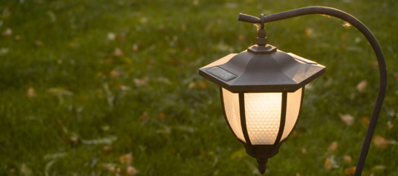 Landscape Lighting for Yards & Gardens