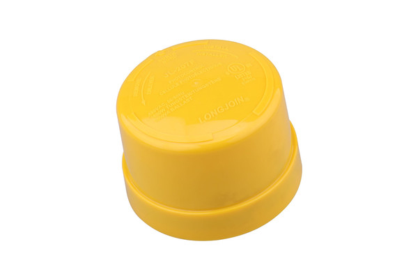 3-pin NEMA Twist-Lock On/Off Photocell, 120-480V, 5A, On Level: 16 Lx, Off Level: 24 Lx, IP65