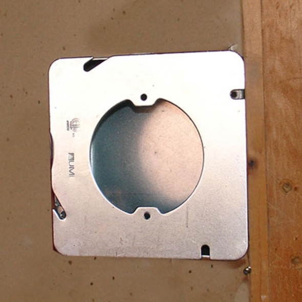 Garvin Industries 4-11/16" Square to 2-3/4" Round Fixture Ring, Flat, Angled Slots, Static Fixture Load Only, ETL Listed