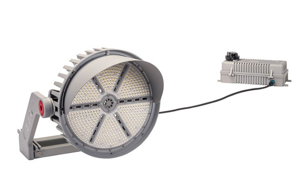 500W LED Sports Light Flood, 5000K, 70 CRI, 30° Beam Angle, 120-277V Input, 0-10V Dimmable, Yoke Mount and Glare Shield - alternate image 2