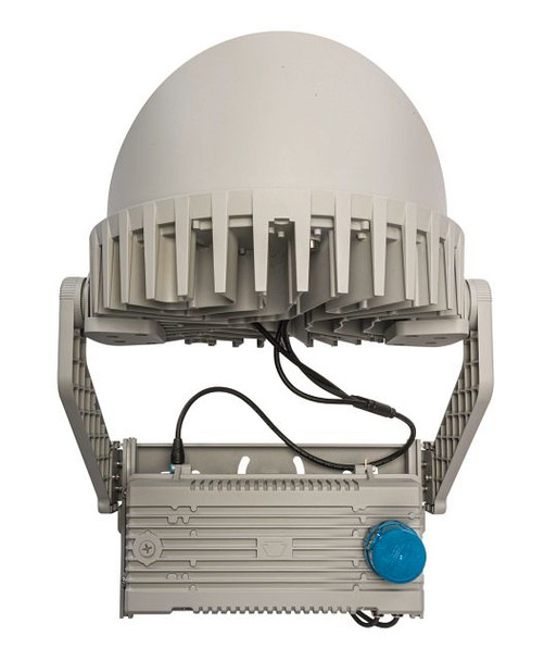 750W LED Sports Light Flood, 5000K, 70 CRI, 30° Beam Angle, 120-277V Input, 0-10V Dimmable, Yoke Mount and Glare Shield - alternate image 3