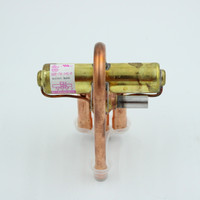 Four way valve