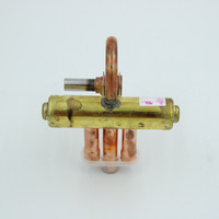 Four way valve
