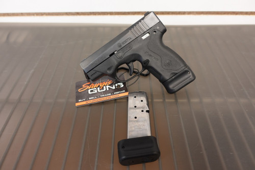 Beretta Nano 40 pistol, Beretta Nano compact handgun, Nano 40 cal side view, Beretta concealed carry pistol, Beretta Nano close up, compact 40 handgun