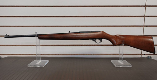 2004 RUGER 10/22 MODEL RIFLE WITH FOLDING ADJUSTABLE LEAF REAR SIGHT PREOWNED
