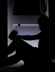 The Link Between Alcohol Addiction & Bipolar Disorder