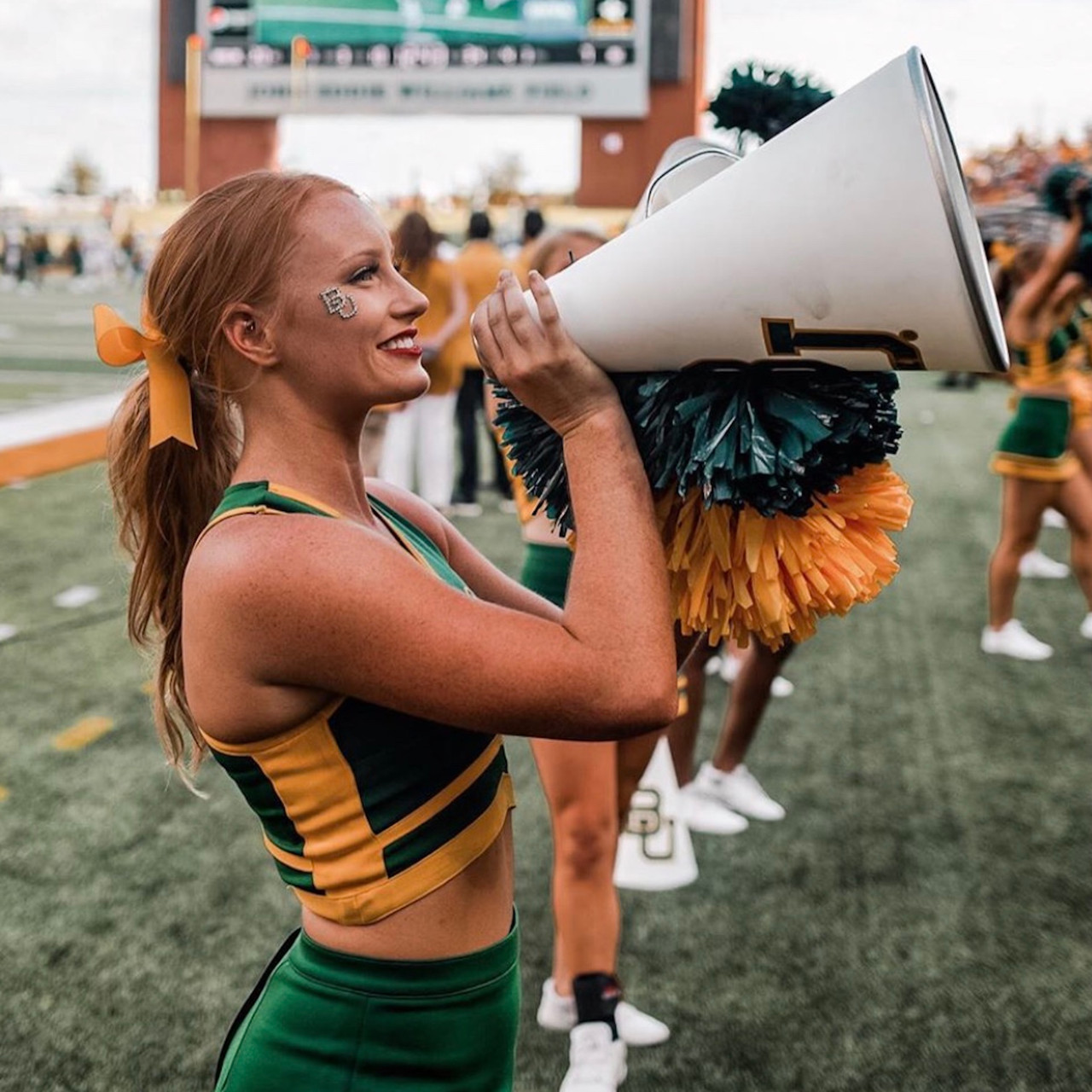15" Riveted Cheerleader Megaphone Cheer Megaphones