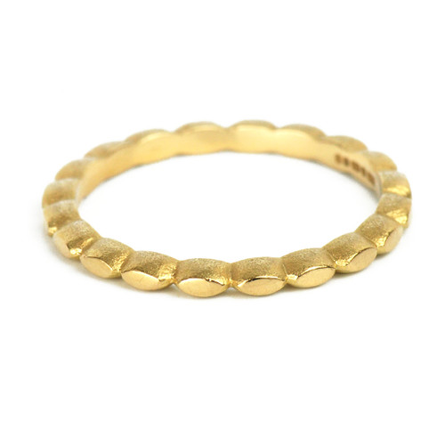 Claire Mcfarlane, Narrow 18ct Yellow Gold Seeds Band, Tomfoolery London