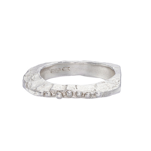 Lagan Irregular Silver Ring, Mia Vilcins, tomfoolery