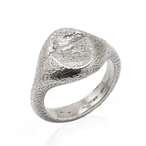 Arkaika Oval Signet Ring, Dario Scapitta, tomfoolery London