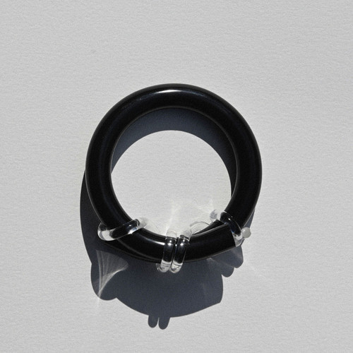 Nudo Lucite Bangle Black, CHOFA, tomfoolery