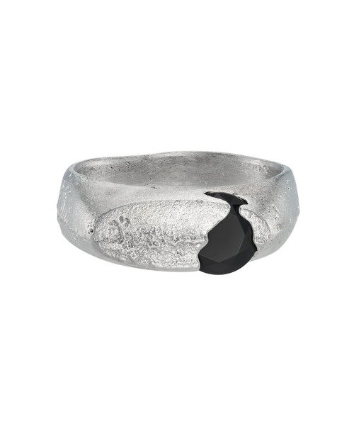 Alex Solo Pewter Signet Ring Black, Mia Vilcins, tomfoolery