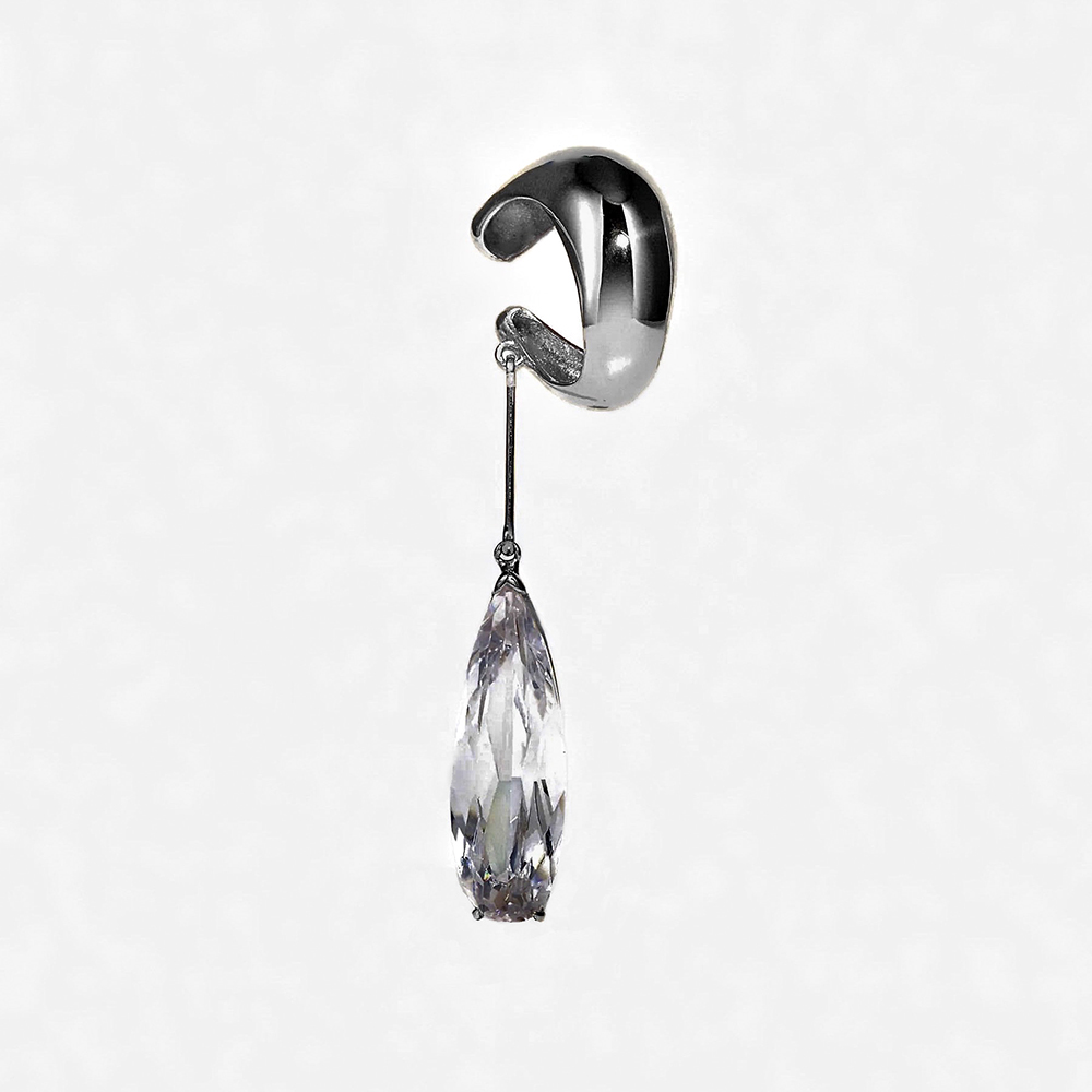 alan crocetti イヤーカフ　earcuff silver925 Clear Crystal Sharp Alien Ear Cuff - Single – ALAN CROCETTI
