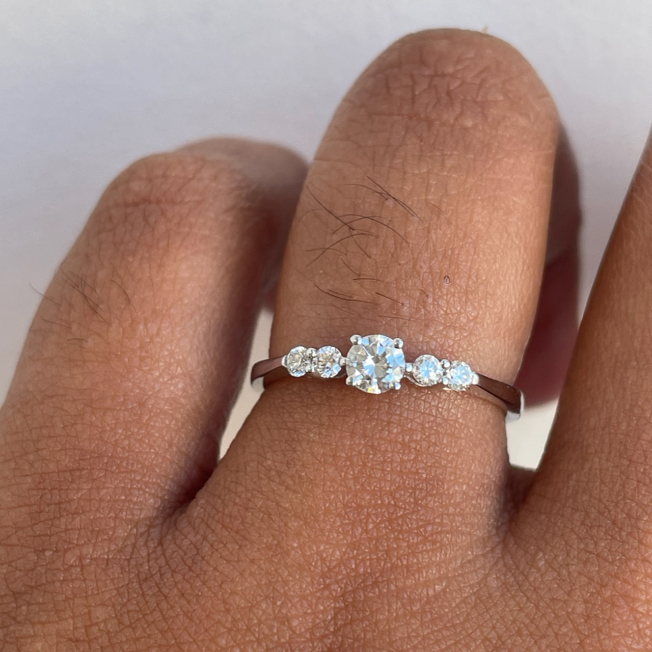 Linear Diamond Cluster Ring