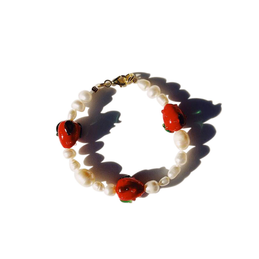 Ninfa Handmade: Strawberry Pearl Bracelet, tomfoolery