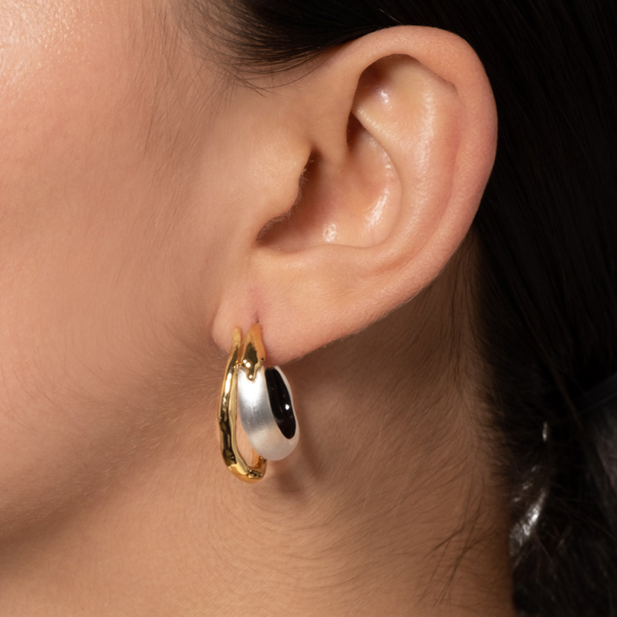 Alexis Bittar Small Lucite Bib Strand Necklace with Crystal Encusted T Clear Confetti Crystal Lucite Hoop Earring | Alexis Bittar