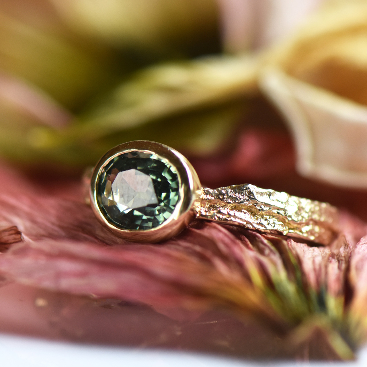 Green sapphire ring deals