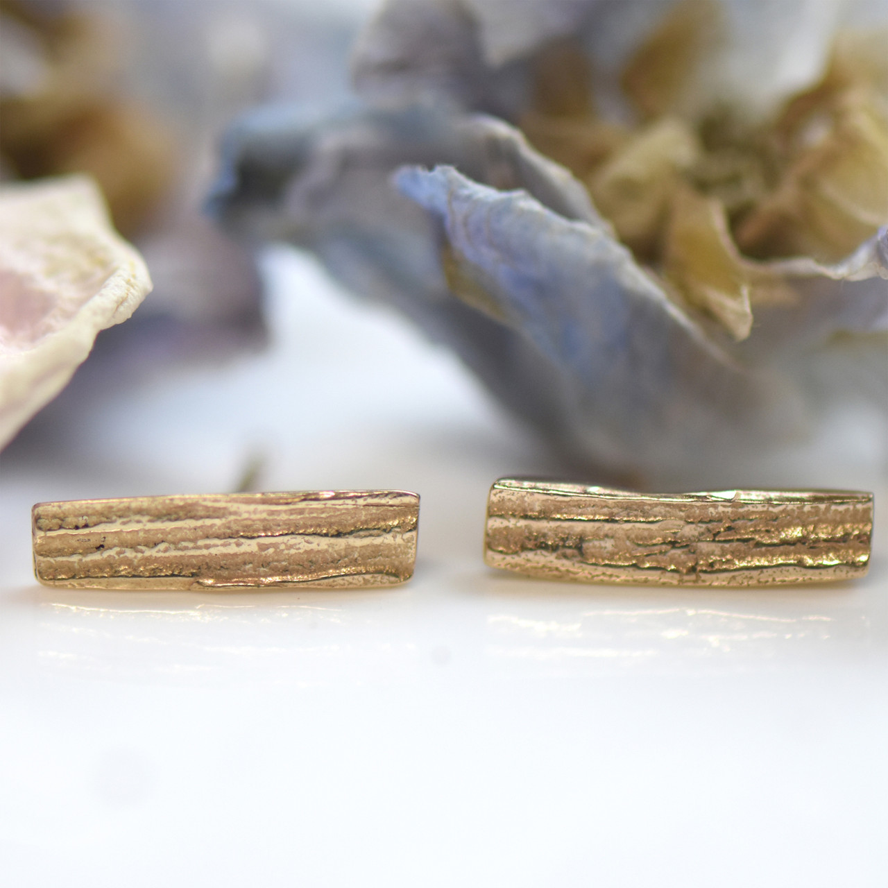 Oak Bar Studs in 9ct Yellow Gold, Issy White, tomfoolery