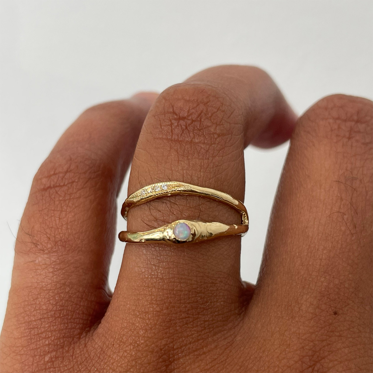 Oceana Opal Ring, Misa, tomfoolery