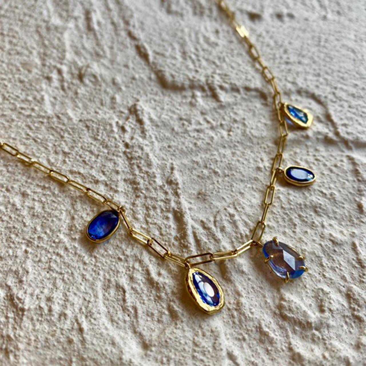 Blue Sapphire Pendant – Royal Jewels of Rye