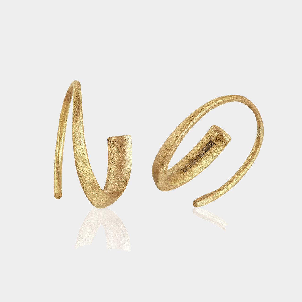 SARAH STRAUSSBERG Ivana Bangle Fine シルバー Sarah Straussberg - Tomfoolery London