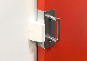 CS CaviLock CL400 Barn Door Strike
