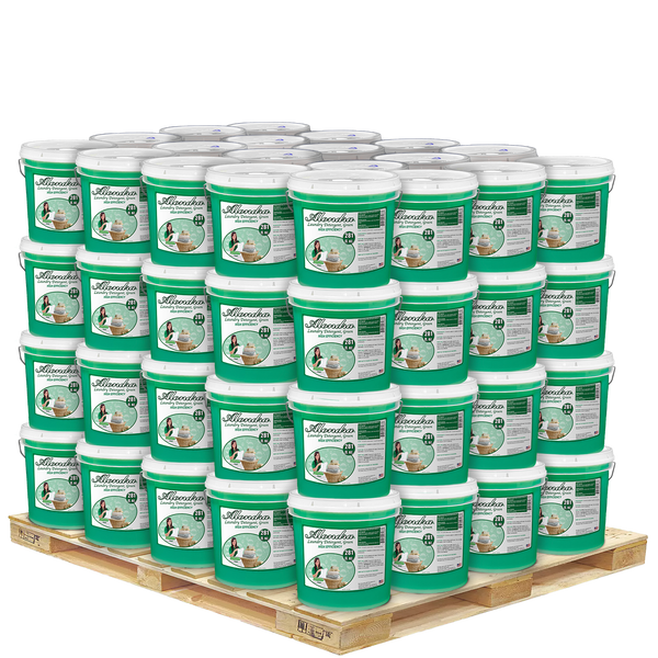 1 Pallet containing 80 x 2.2 gallon buckets of Alondra Laundry Detergent - Green