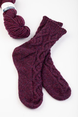 Yarn Vibes Knitting Pattern - Quinn Aran Socks