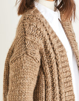 Ribbed Cardigan in Sirdar Adventure Super Chunky (10189) - PDF